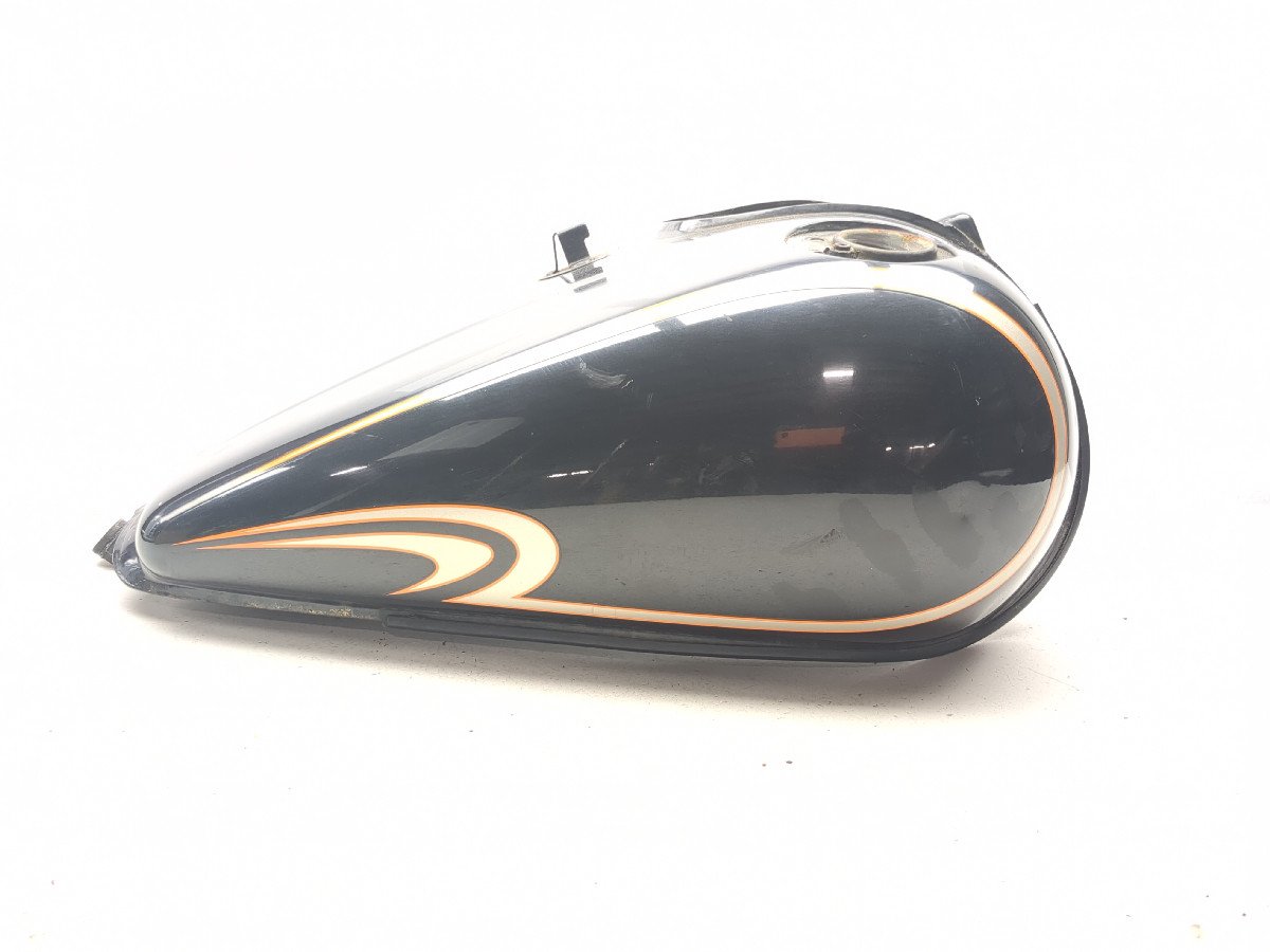02 Kawasaki Vulcan 1500 Classic VN1500 Gas Fuel Tank Petrol Reservoir 51082-5126