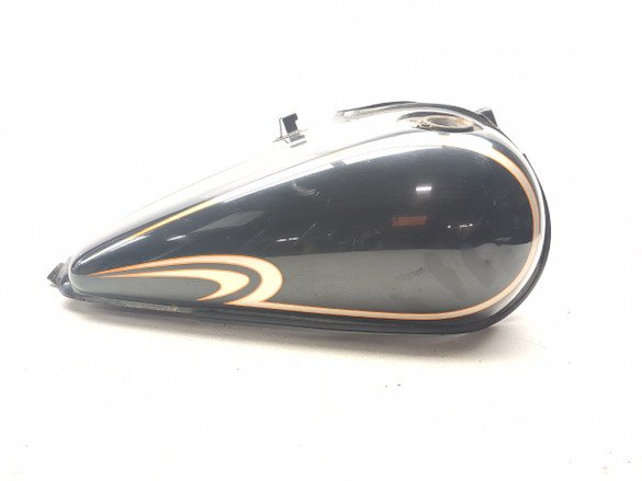 02 Kawasaki Vulcan 1500 Classic VN1500 Gas Fuel Tank Petrol Reservoir 51082-5126