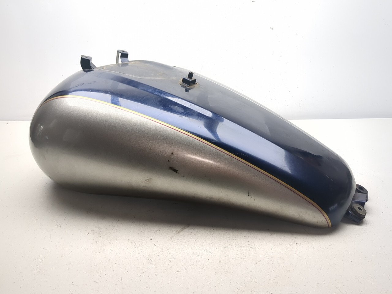05-08 Kawasaki VN1600 Vulcan Nomad Gas Fuel Tank 51083-5344-728