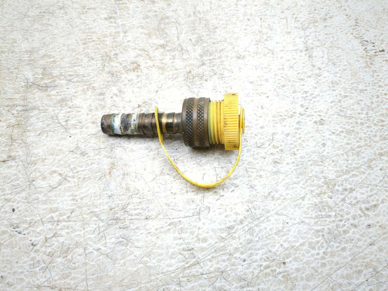 07 Kawasaki STX STX12F Hose Flush Fitting