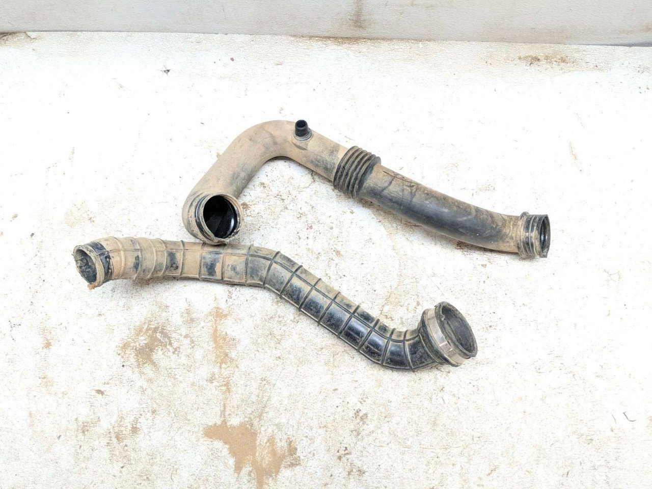 16-21 Polaris General 1000 Sport Air Hose Ducts