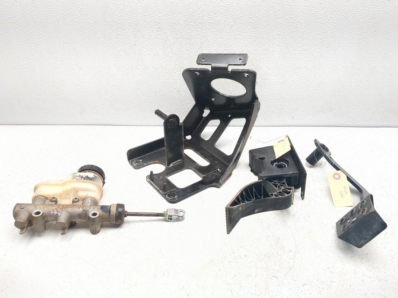 16-26 Polaris General 1000 Brake Master Throttle Brake Pedal Bracket Set 1912463