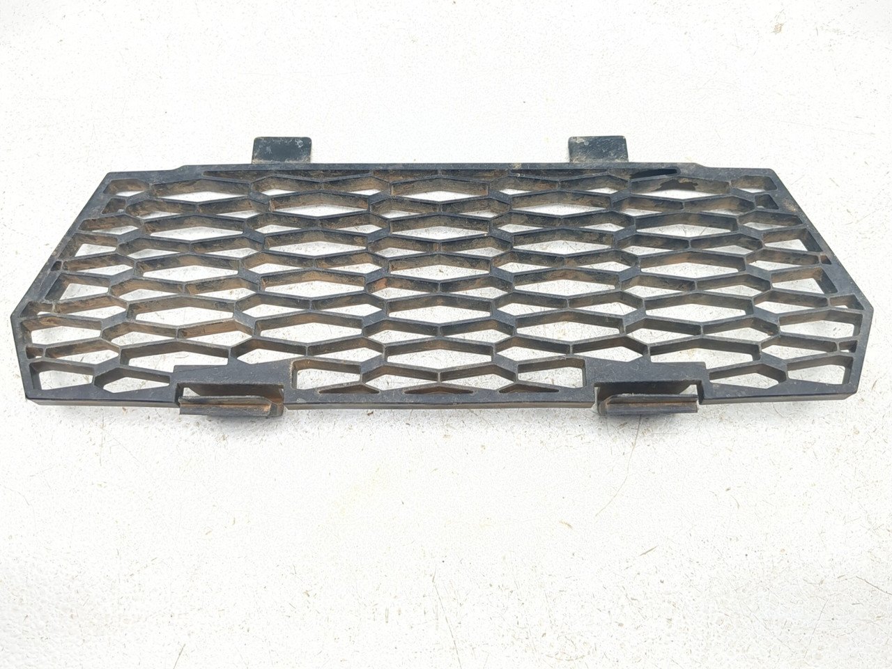 16-26 Polaris General 1000 Front Grill 5452396-070