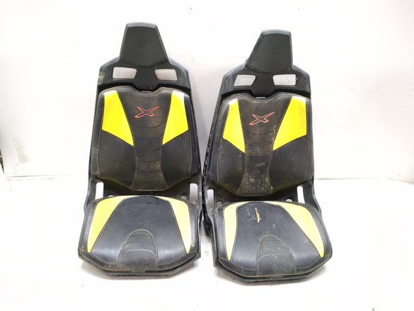 17-21 Can Am Maverick X3 XMR Turbo R Driver Passenger Seat Set