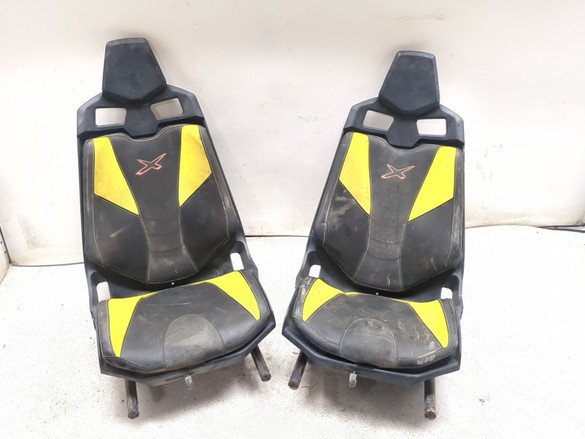 17-25 Can Am Maverick X3 XMR Turbo R Front Left Right Seat Set