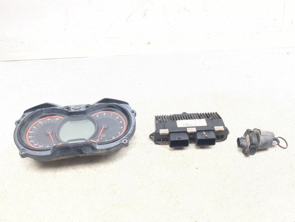 17-25 Can Am Maverick X3 XMR Turbo R Speedometer ECU Ignition Key Set 710005717
