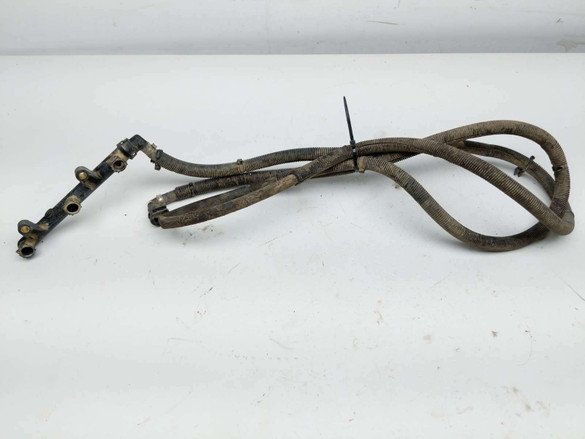 18 Can Am Maverick X3 Turbo Fuel Injection Injector Rail Without Injectors