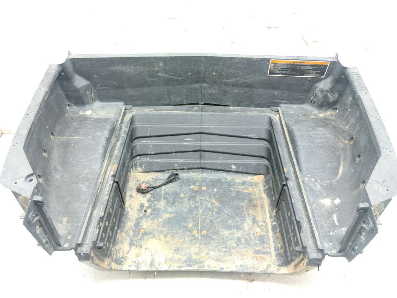 19 Can Am Commander 800R XT Rear Cargo Bed Cover Panel