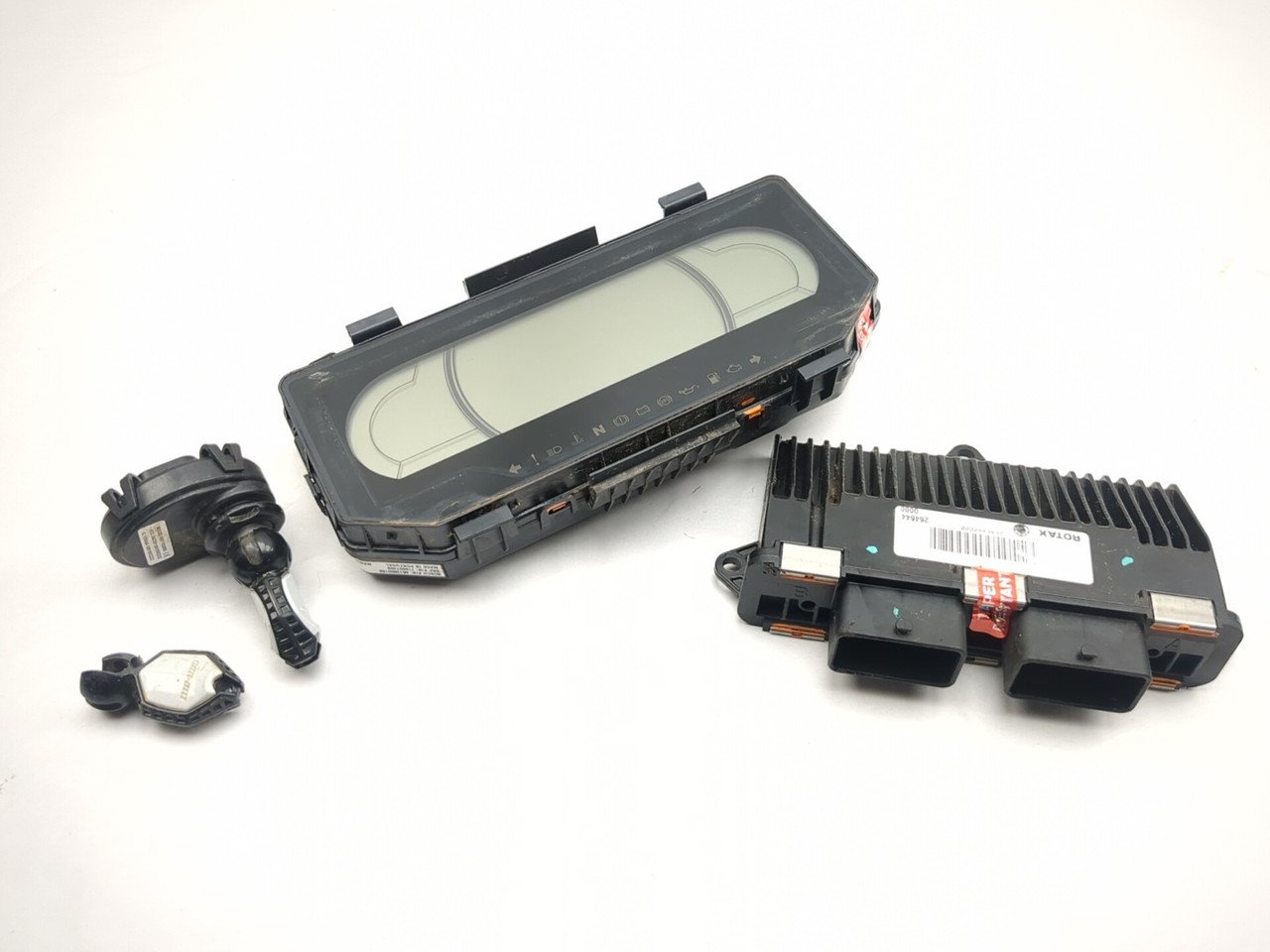 21-24 Can Am Commander 700 XT ECU Gauge Speedo Meter Dess Terminal KEY Lock Set