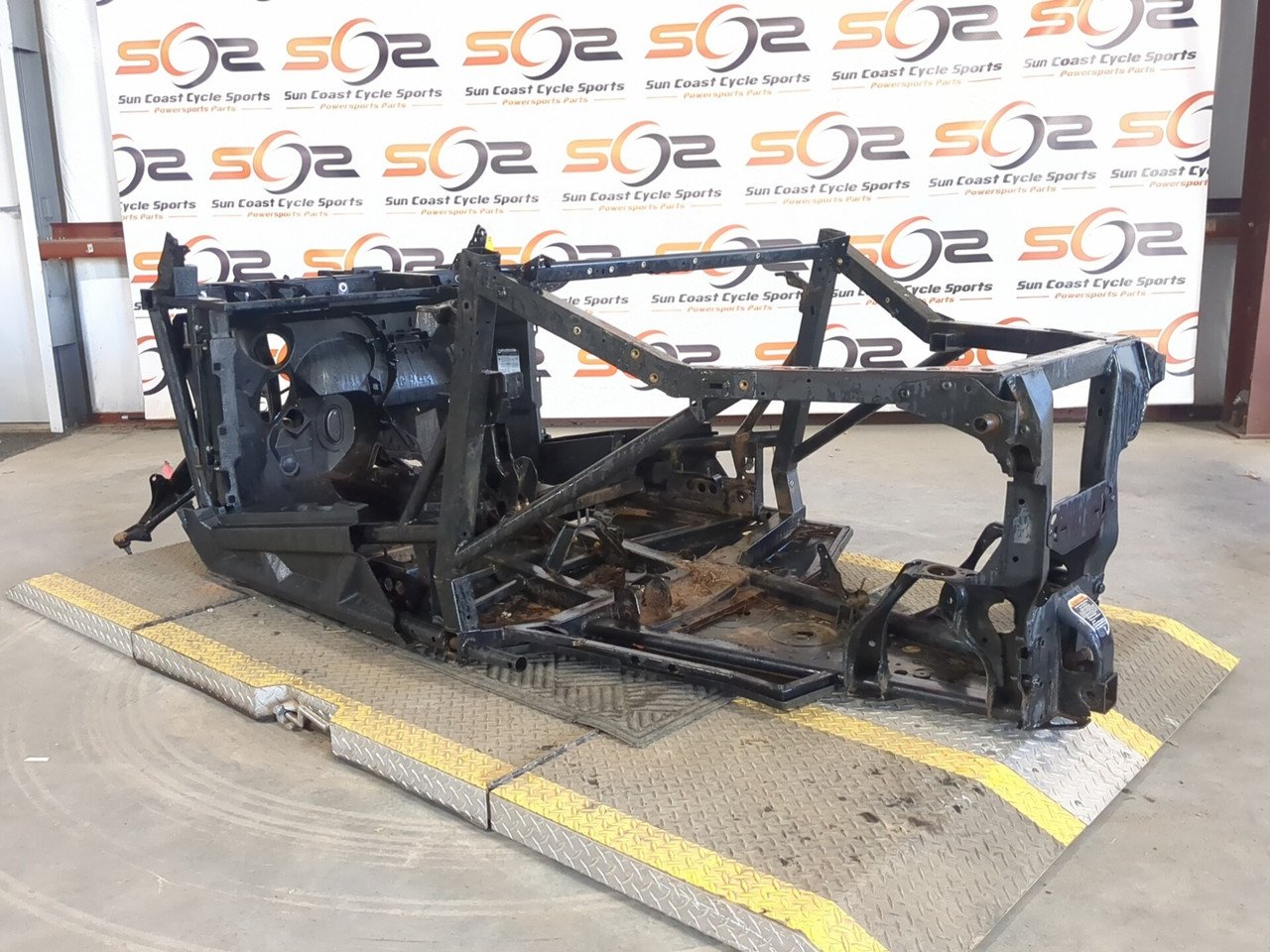 21-24 Can Am Commander 700 XT Main Frame Chassis STRAIGHT BOS
