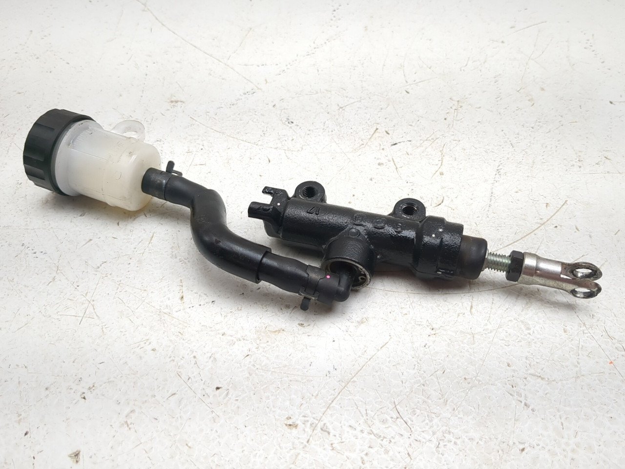 23-26 Kawasaki ZX400S ZX4R Rear Right Master Cylinder Pump Brake 43015-0784