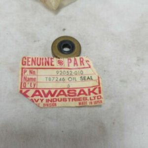 KAWASAKI F7 KD KE 175 F6 125 Factory Oil Seal OEM 92052-010
